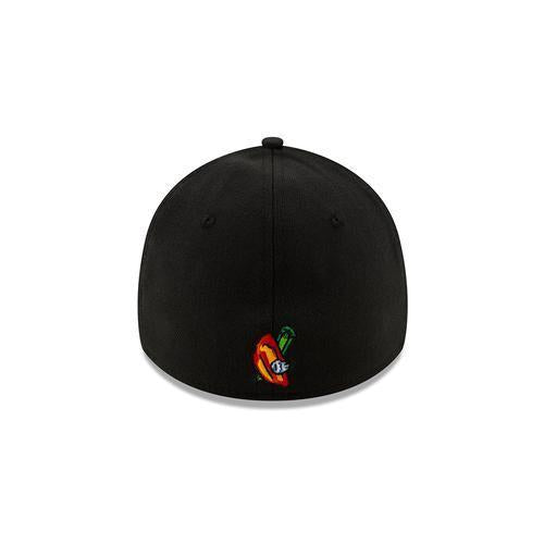 Buffalo Bisons Wings 3930 Black/White Script Cap